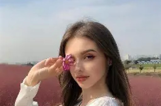 迪丽热巴vs赵丽颖：同为顶流女神差距真的比想象更大