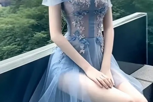 热搜 陈小春哭着道歉！
