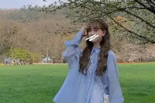 凌晨三点网红司晓迪突然发文宠粉一口气晒出18张照片