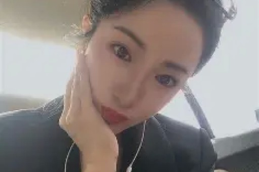 网红搬了20w现金资助断臂小男孩该赞！