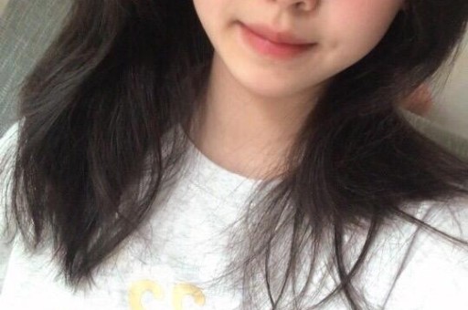 网红红毯无滤镜惊天反转：皮皮朱脸肿孙恩盛瘦成杆 全网热议撞脸原形毕露